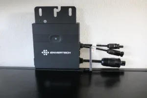 Stekker zonnepaneel mini-omvormer