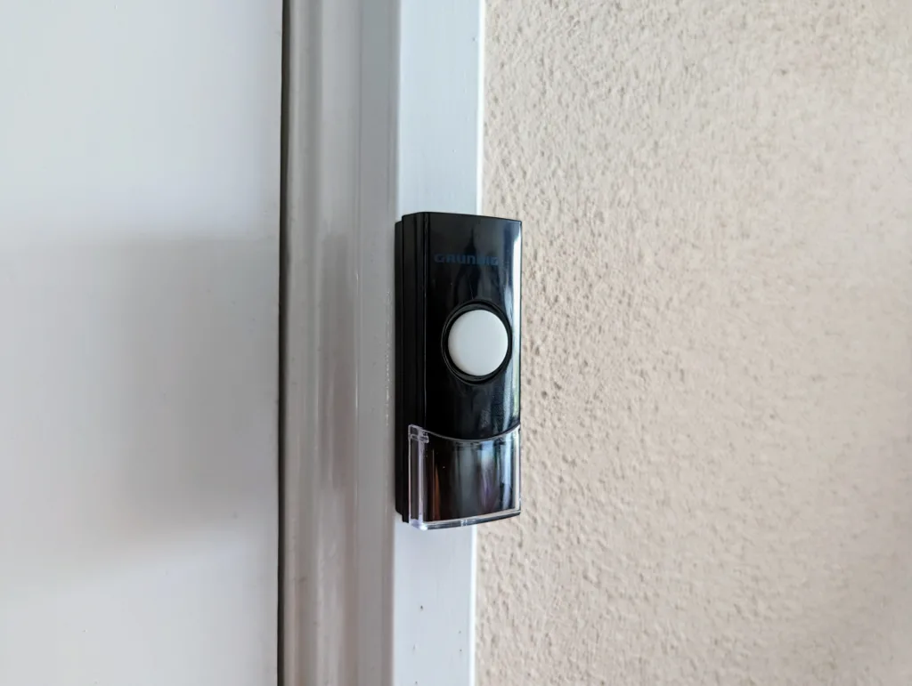 grundig deurbel opgehangen