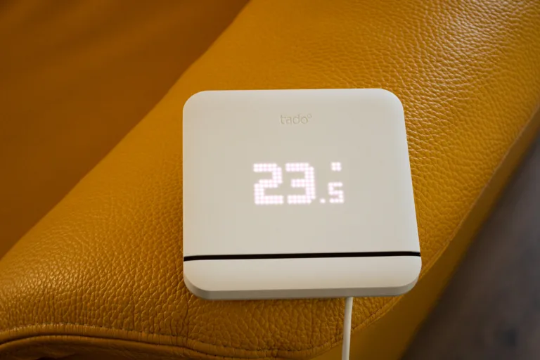 tado airco display