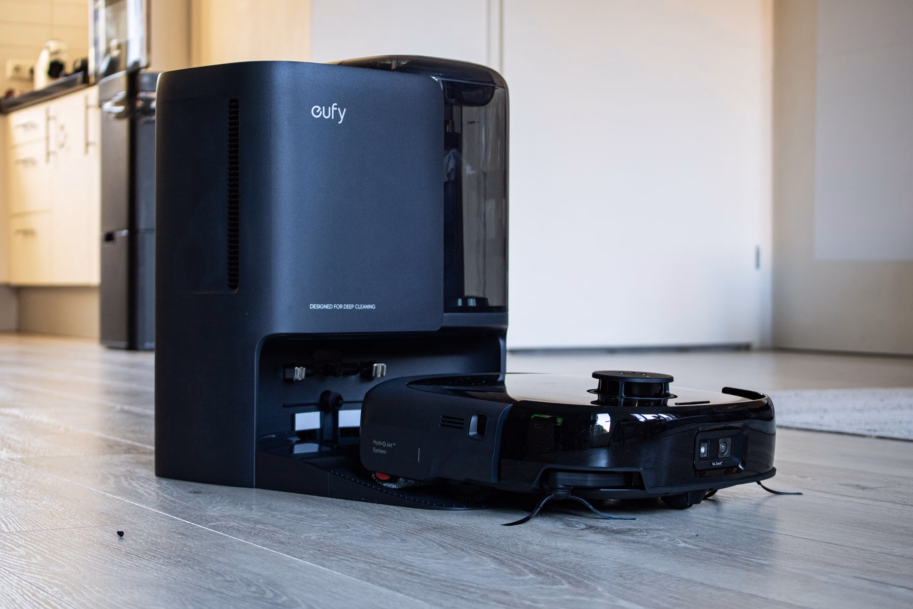Eufy E25 Robotstofzuiger op basisstation
